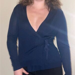Banana Republic 100% Merino Wool Top in Deep Blue